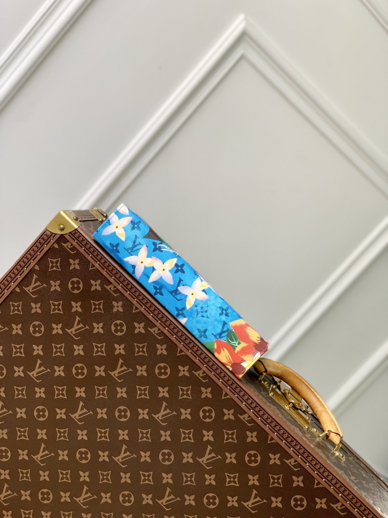 LV Clutch Bags